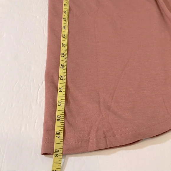 NWT JADELYNN BROOKE Friends Graphic Sleep Shirt “They Don’t Know” Size Large XL - Picture 11 of 11